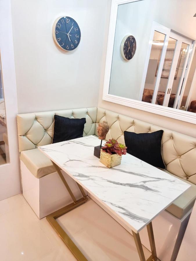 タギッグ Modern 1Br In Uptown Bgcアパートホテル エクステリア 写真