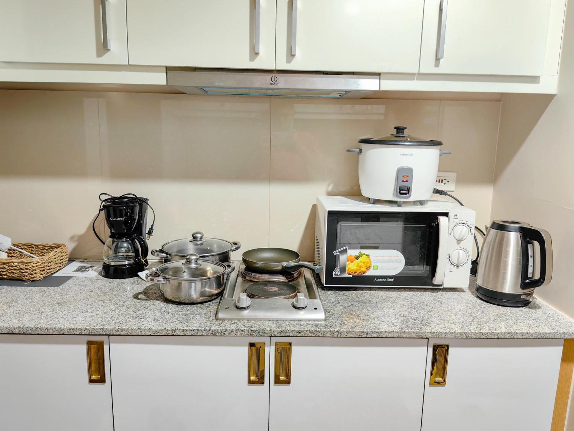 タギッグ Modern 1Br In Uptown Bgcアパートホテル エクステリア 写真