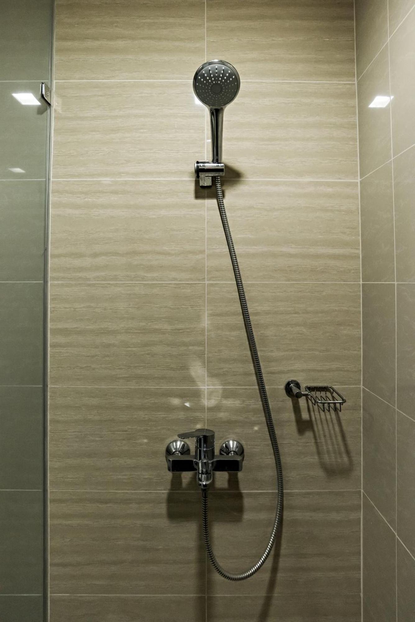 タギッグ Modern 1Br In Uptown Bgcアパートホテル エクステリア 写真